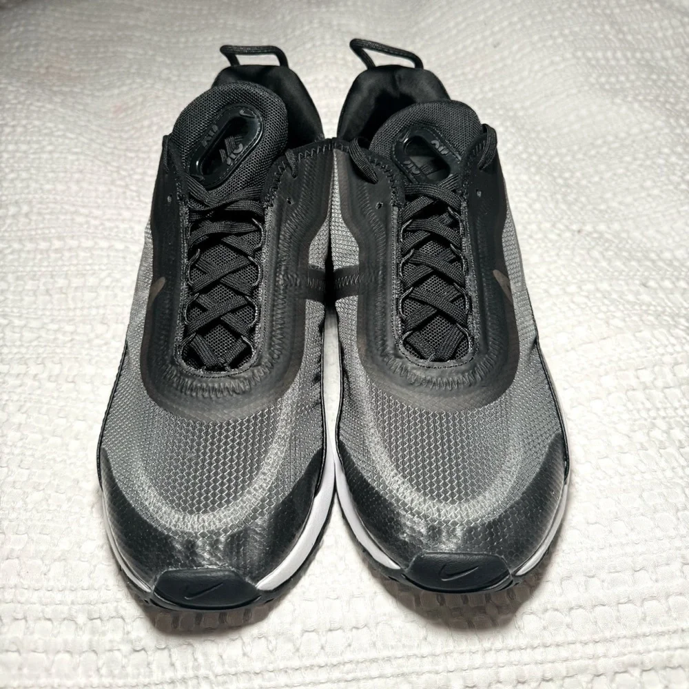 NWOB‼️- NIKE AIR MAX 2090 Running Sneakers (Black/Grey/White) -M 8.5 / W 9.5 - Picture 6 of 15